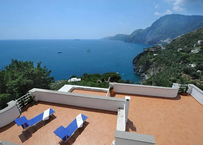 Valeria Villa Positano